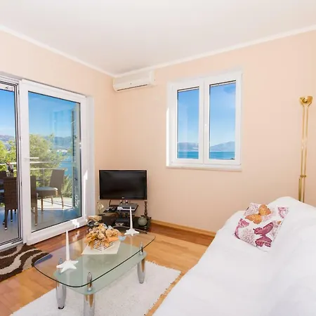 아파트 Luxury L&a